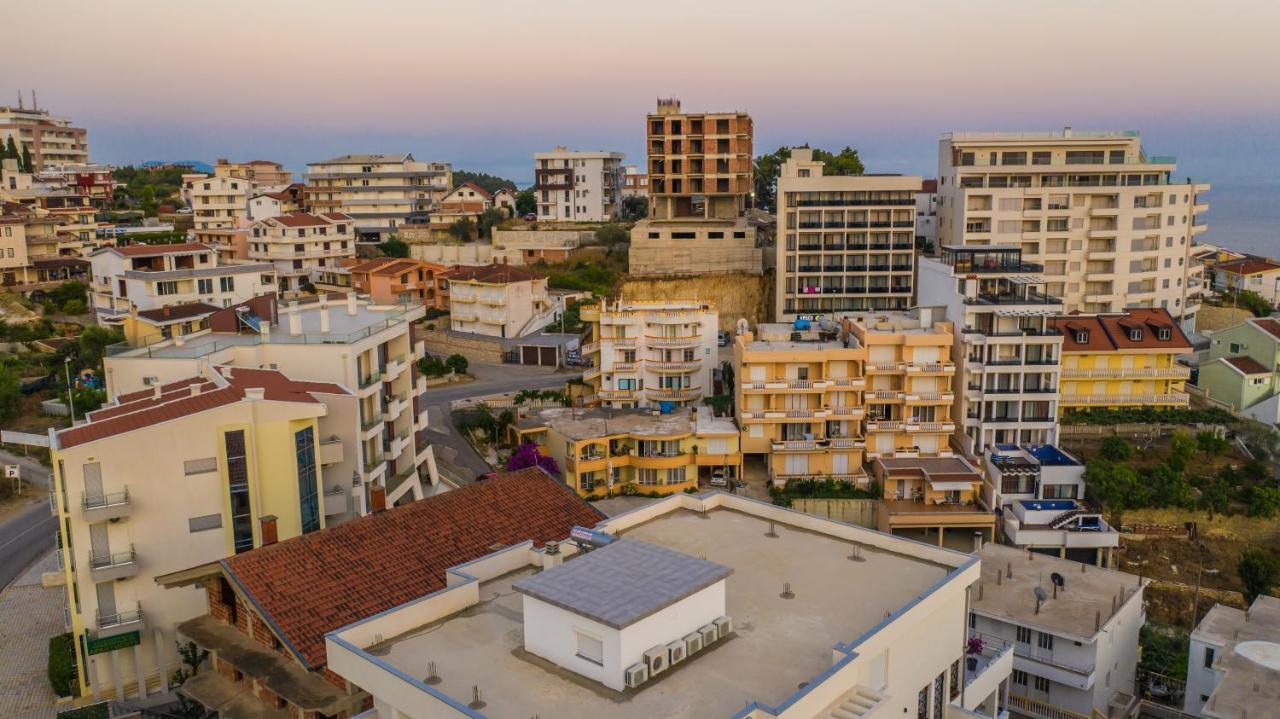 Apartments Delfin Ulcinj Ngoại thất bức ảnh