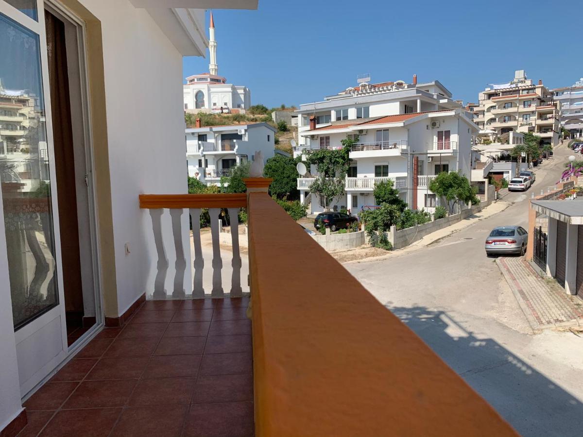 Apartments Delfin Ulcinj Ngoại thất bức ảnh
