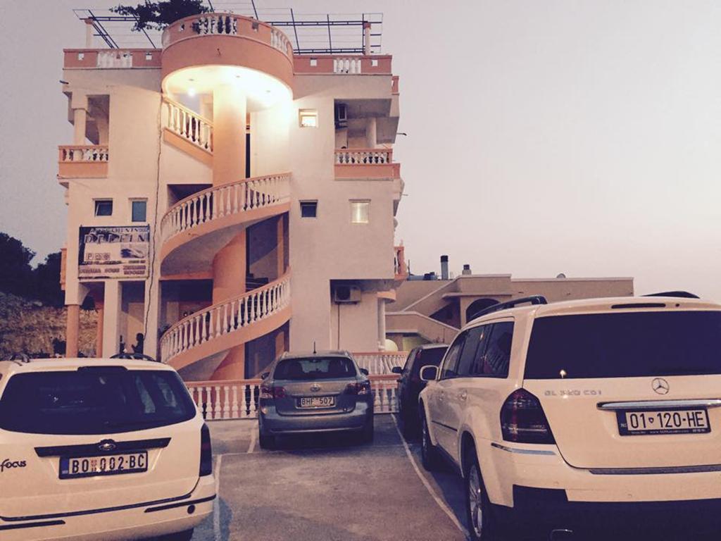 Apartments Delfin Ulcinj Ngoại thất bức ảnh