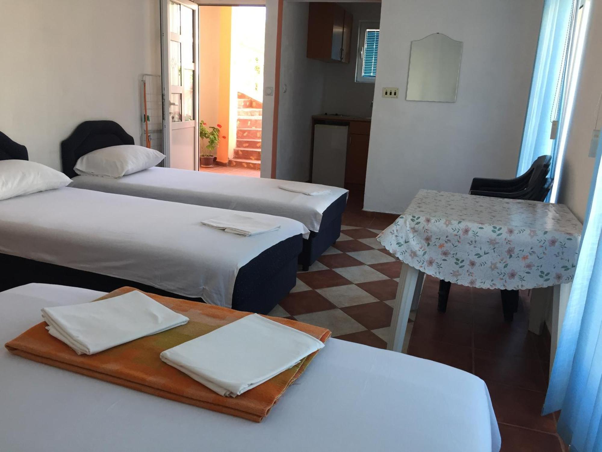 Apartments Delfin Ulcinj Phòng bức ảnh