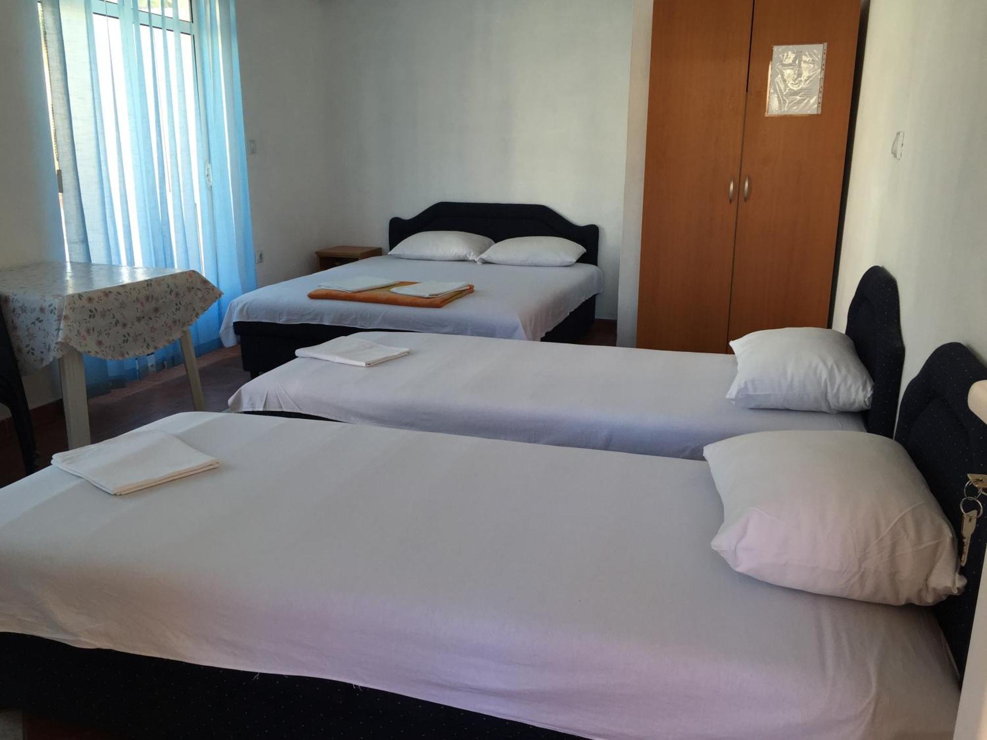 Apartments Delfin Ulcinj Phòng bức ảnh