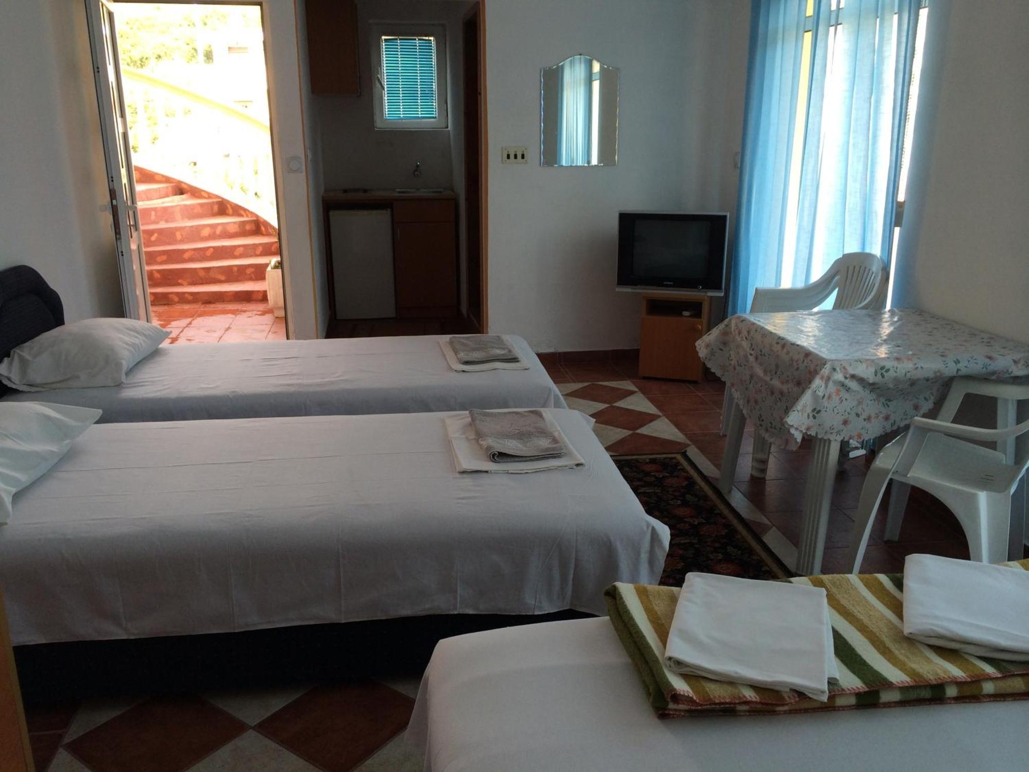 Apartments Delfin Ulcinj Phòng bức ảnh
