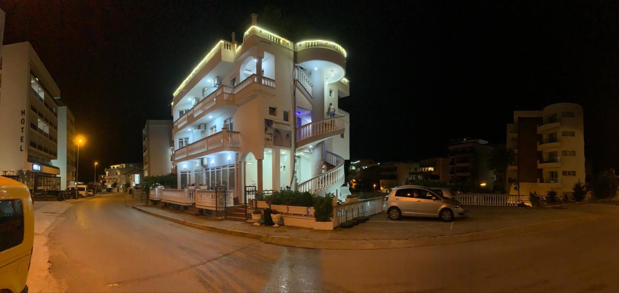 Apartments Delfin Ulcinj Ngoại thất bức ảnh