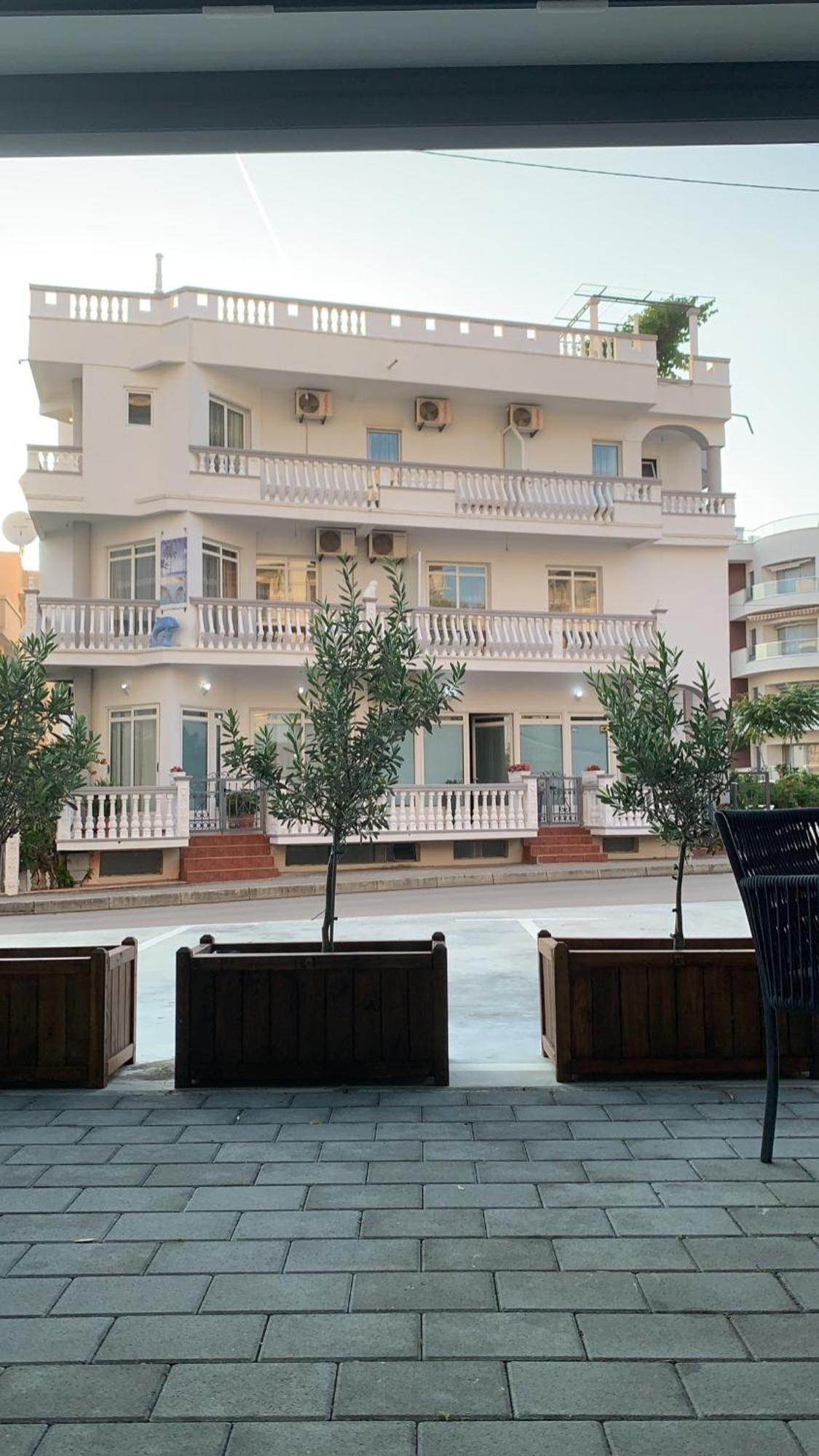 Apartments Delfin Ulcinj Ngoại thất bức ảnh