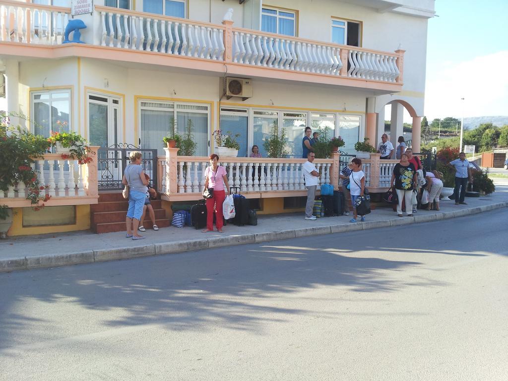 Apartments Delfin Ulcinj Ngoại thất bức ảnh